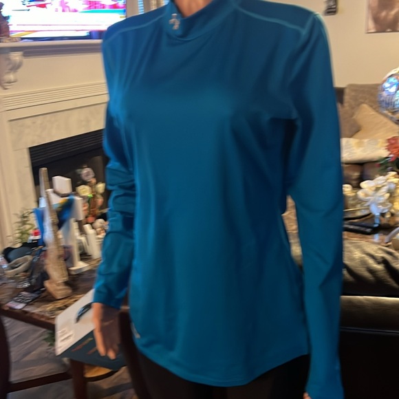 Under armor 🤩 - Picture 3 of 4